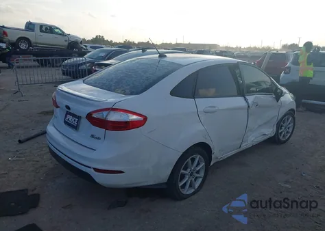 2019 Ford Fiesta Se из США, поврежденный, VIN 3FADP4BJ8KM137042